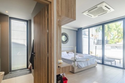 Chalet de 2 dormitorios en Naithon Beach, Tailandia № 191209 - foto 8