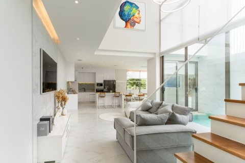 Chalet de 3 dormitorios en Phuket, Tailandia № 191205 - foto 8
