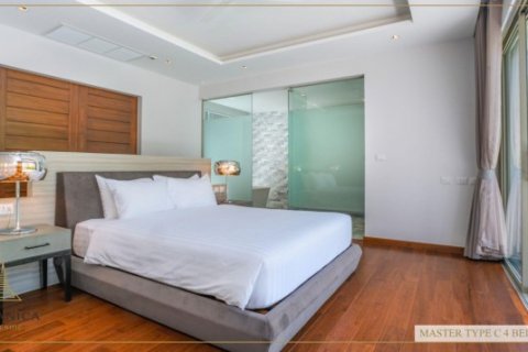 Chalet de 4 dormitorios en Layan Beach, Tailandia № 191207 - foto 5