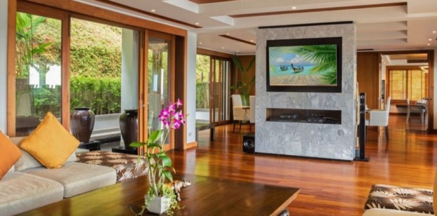 Chalet de 5 dormitorios en Surin Beach, Tailandia № 191210