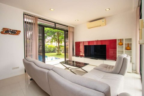 Chalet de 3 dormitorios en Chiang Mai, Tailandia № 175566 - foto 4