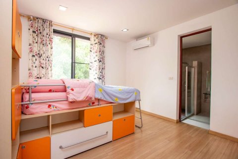 Chalet de 3 dormitorios en Chiang Mai, Tailandia № 175566 - foto 19