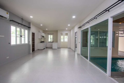 Casa de 3 dormitorios en Chiang Mai, Tailandia № 175567 - foto 8