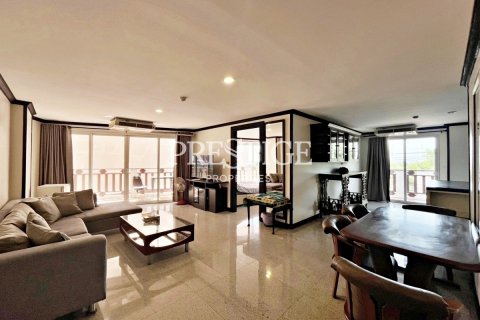Condo in Pattaya, Thailand, 2 bedrooms  № 198591