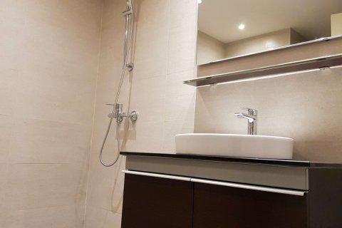 Condo in Bangkok, Thailand, 1 bedroom  № 66059 - photo 11