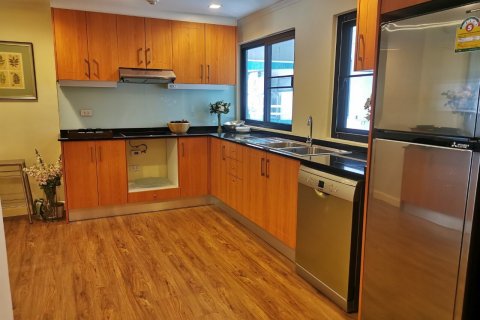 Condominio de 2 dormitorios en Bangkok, Tailandia № 66060 - foto 6