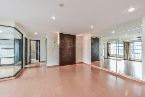 Condominio de 3 dormitorios en Bangkok, Tailandia № 187285 - foto 8