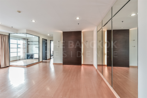 Condominio de 3 dormitorios en Bangkok, Tailandia № 187285 - foto 3