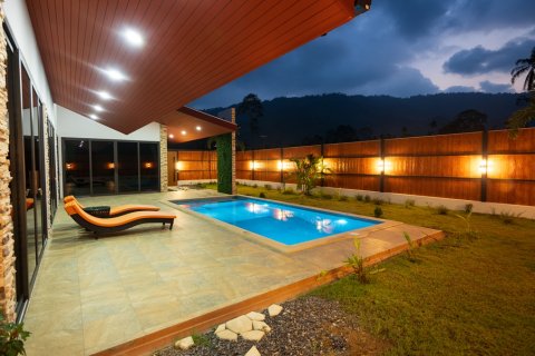 Villa in Ko Samui, Thailand 3 Schlafzimmer № 165729