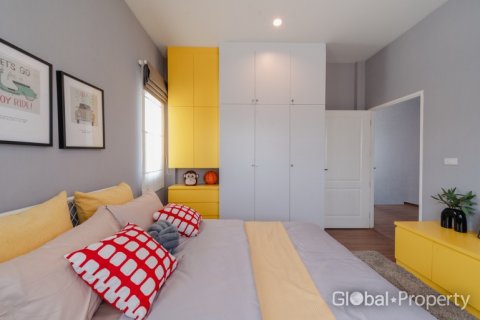 Casa de 4 dormitorios en Rayong, Tailandia № 135340 - foto 19