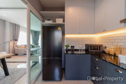 Casa de 4 dormitorios en Rayong, Tailandia № 135340 - foto 8