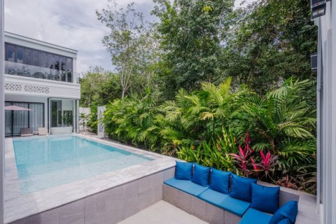 Chalet de 5 dormitorios en Phuket, Tailandia № 135342 - foto 10