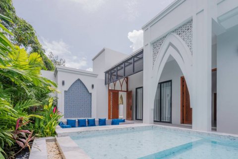 Chalet de 5 dormitorios en Phuket, Tailandia № 135342 - foto 8