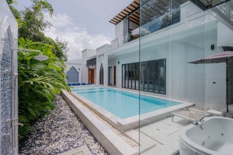 Chalet de 5 dormitorios en Phuket, Tailandia № 135342 - foto 5