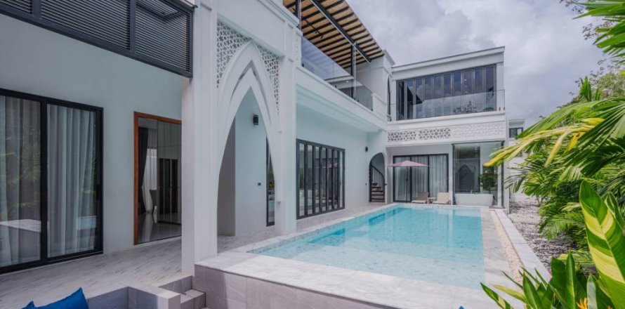 Chalet de 5 dormitorios en Phuket, Tailandia № 135342