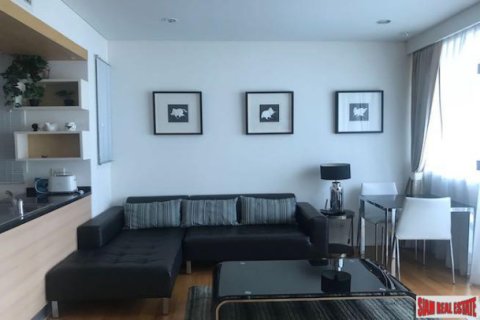 Apartamento de 1 dormitorio en Bangkok, Tailandia № 202704 - foto 4