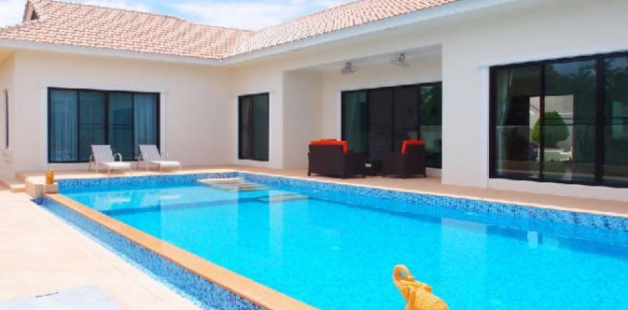 Chalet de 4 dormitorios en Pattaya, Tailandia № 202705