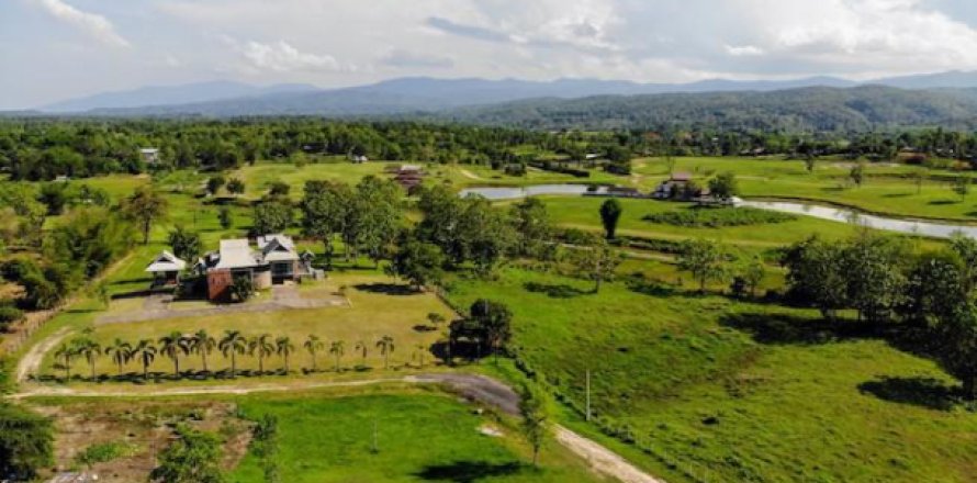 Chalet de 3 dormitorios en Mae Taeng, Tailandia № 202706