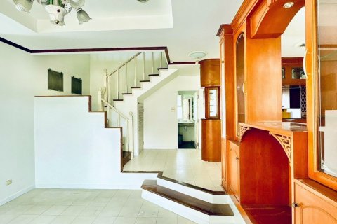 Haus in Pattaya, Thailand 4 Schlafzimmer № 152480 - Foto 9