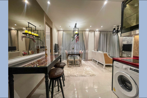 Condominio de 2 dormitorios en Bang Lamung, Tailandia № 75309 - foto 2