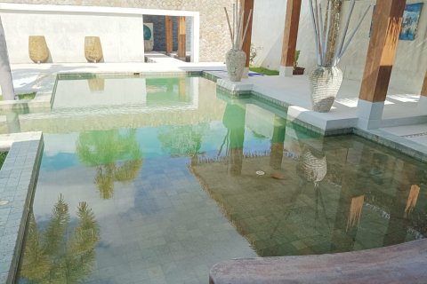 Casa de 3 dormitorios en Ko Samui, Tailandia № 75310 - foto 4