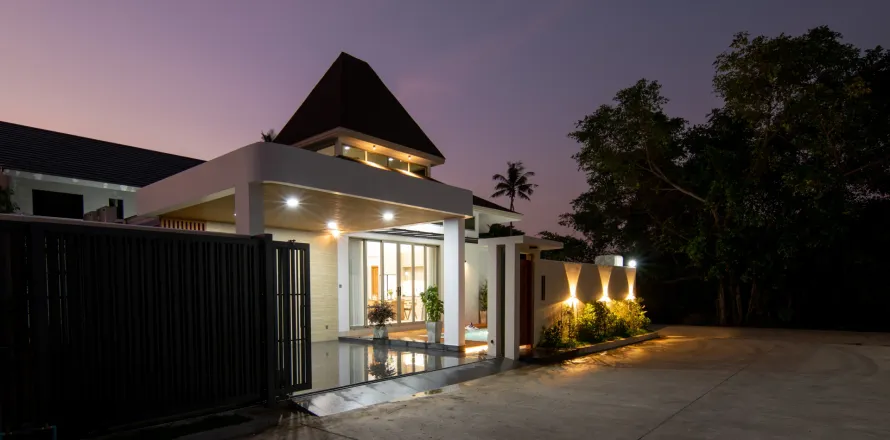 Chalet de 3 dormitorios en Phuket, Tailandia № 146454