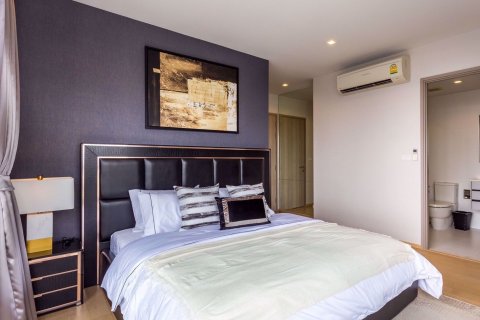 Condominio de 2 dormitorios en Watthana, Bangkok, Tailandia № 48041 - foto 15