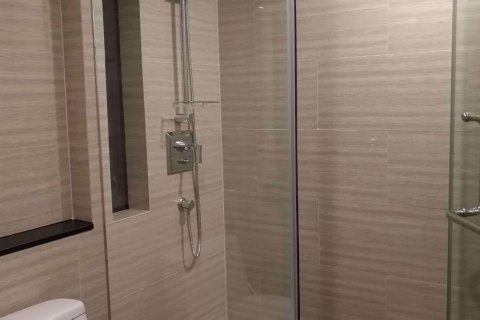 Condominio de 1 dormitorio en Pathum Wan, Bangkok, Tailandia № 48047 - foto 5