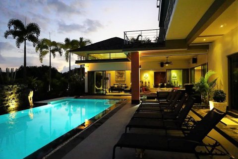 Casa de 4 dormitorios en Bang Tao, Tailandia № 3303 - foto 3
