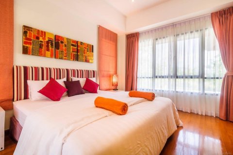 Casa de 4 dormitorios en Bang Tao, Tailandia № 3315 - foto 24