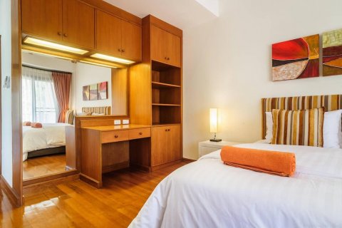 Casa de 4 dormitorios en Bang Tao, Tailandia № 3315 - foto 27