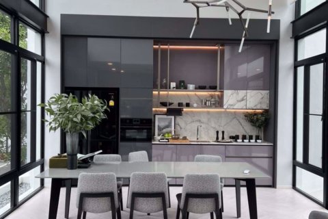 Maison à Saphan Sung, Bangkok, Thaïlande 4 chambres № 47603