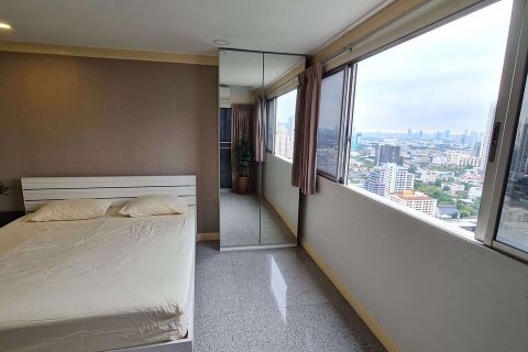 Кондоминиум с 2 спальнями в Клонг Тоэй, Бангкок, Таиланд № 47600 - фото 11