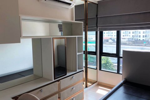 Condominio de 2 dormitorios en Bang Khen, Bangkok, Tailandia № 47601 - foto 4