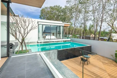 Casa de 3 dormitorios en Phuket, Tailandia № 144554 - foto 3
