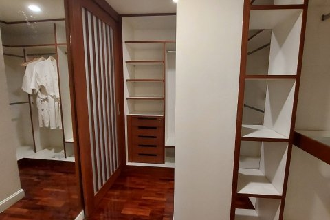 Condominio de 2 dormitorios en Bangkok, Tailandia № 143035 - foto 8