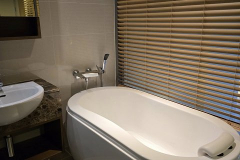 Condominio de 1 dormitorio en Bangkok, Tailandia № 143031 - foto 8