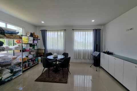 Adosado de 2 dormitorios en Hua Hin, Tailandia № 167666 - foto 5