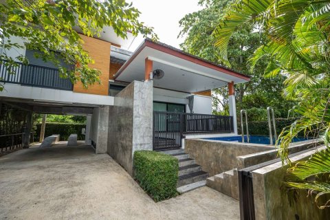 Casa de 3 dormitorios en Chiang Mai, Tailandia № 133391 - foto 25