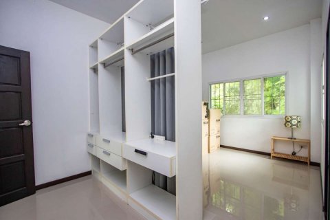 Casa de 3 dormitorios en Chiang Mai, Tailandia № 133391 - foto 6