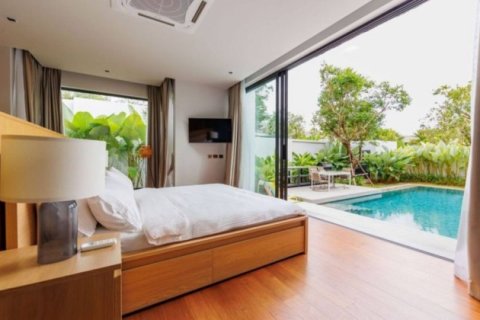 Chalet de 4 dormitorios en Phuket, Tailandia № 191080 - foto 17