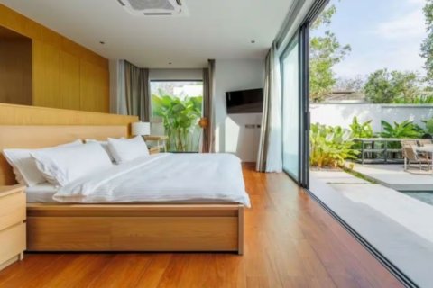 Chalet de 4 dormitorios en Phuket, Tailandia № 191080 - foto 22