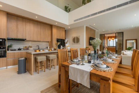 Chalet de 5 dormitorios en Chalong, Tailandia № 191082 - foto 8