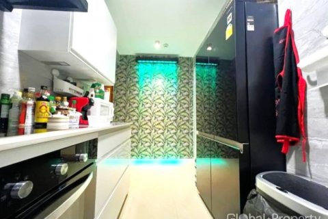 Condominio de 3 dormitorios en Pattaya, Tailandia № 113561 - foto 2