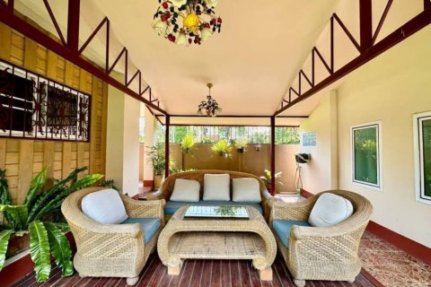 Casa de 6 dormitorios en Hang Dong, Tailandia № 155294 - foto 2