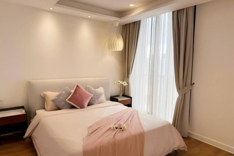 Condo in Bangkok, Thailand, 3 bedrooms № 233613 - photo 13
