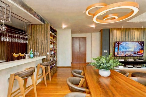 Condominio de 4 dormitorios en Bangkok, Tailandia № 233615 - foto 3