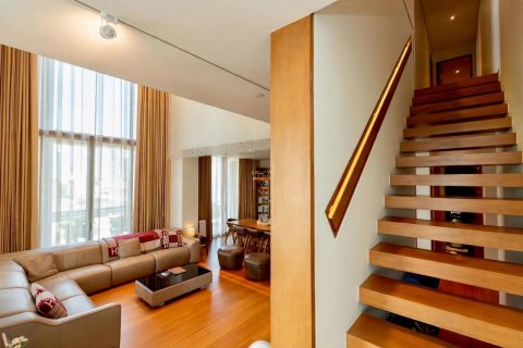 Condominio de 4 dormitorios en Bangkok, Tailandia № 233615 - foto 4