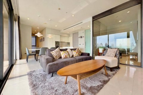 Condo in Bangkok, Thailand, 2 bedrooms  № 233612