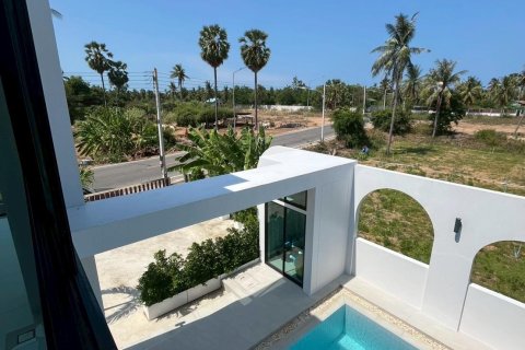 Chalet de 4 dormitorios en Pran Buri, Tailandia № 222526 - foto 10